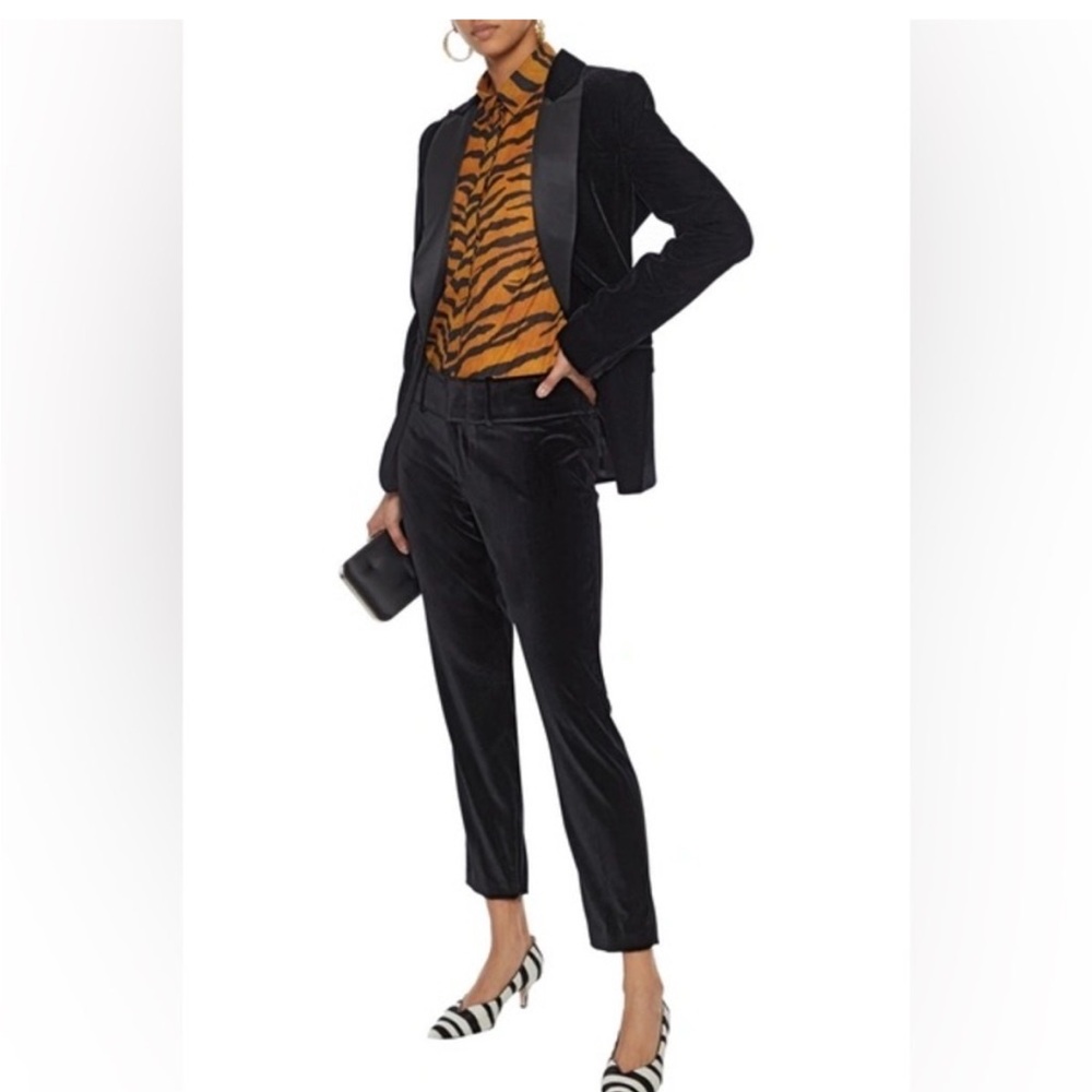 Alice and Olivia velvet black pants size 8